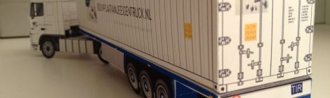 bouwplaat-papercraft-daf-xf-105-trailer-container